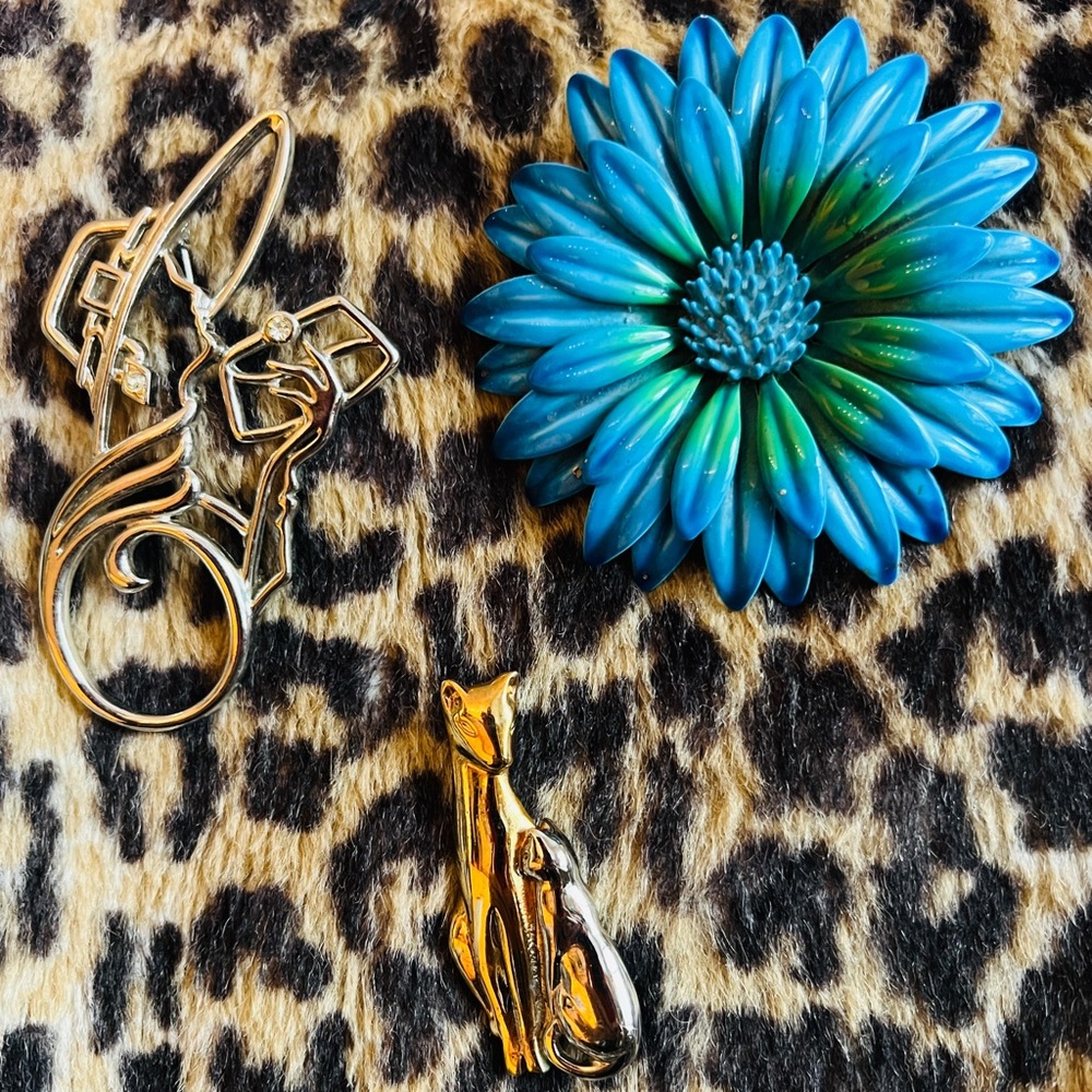 3 Vintage Brooches Statement Pins Flower Cats Lady Remington